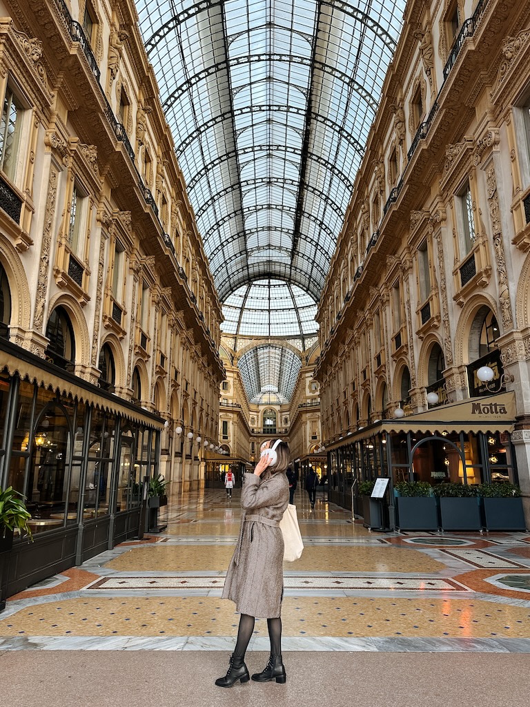 Discover the best 3 day Milan Itinerary including the best boutique hotels, Piazza Duomo, Last Supper, Galleria Vittorio Emanuele II, best restaurants, and more